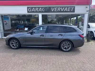 BMW 3-serie 320e Business Edition Plus uit 2022
