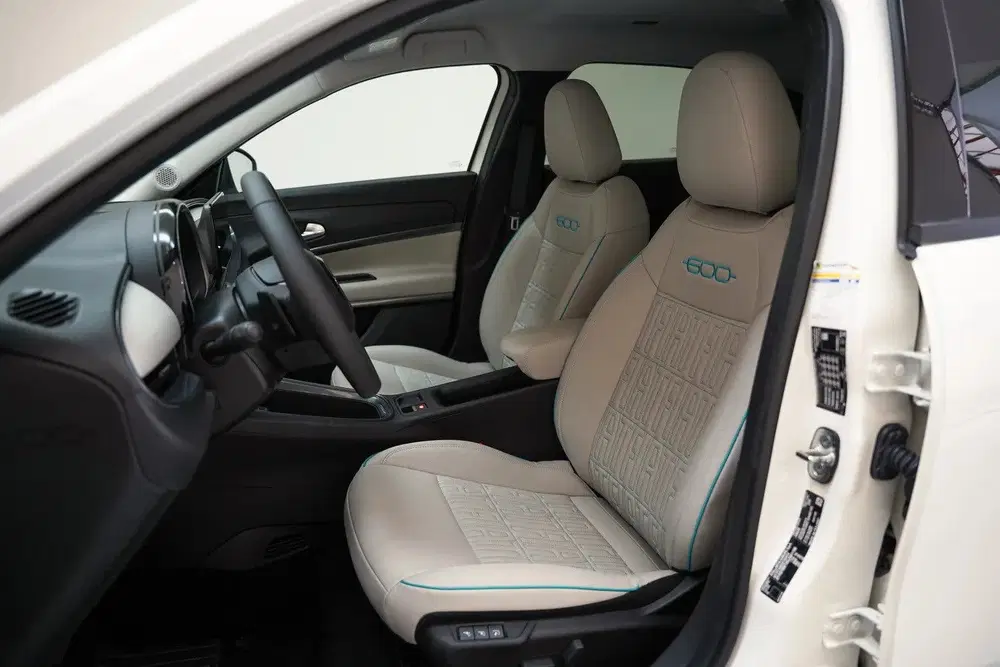 Fiat 600 1.2 Hybrid La Prima [ Clima Navi Apple uit 2025, foto 10