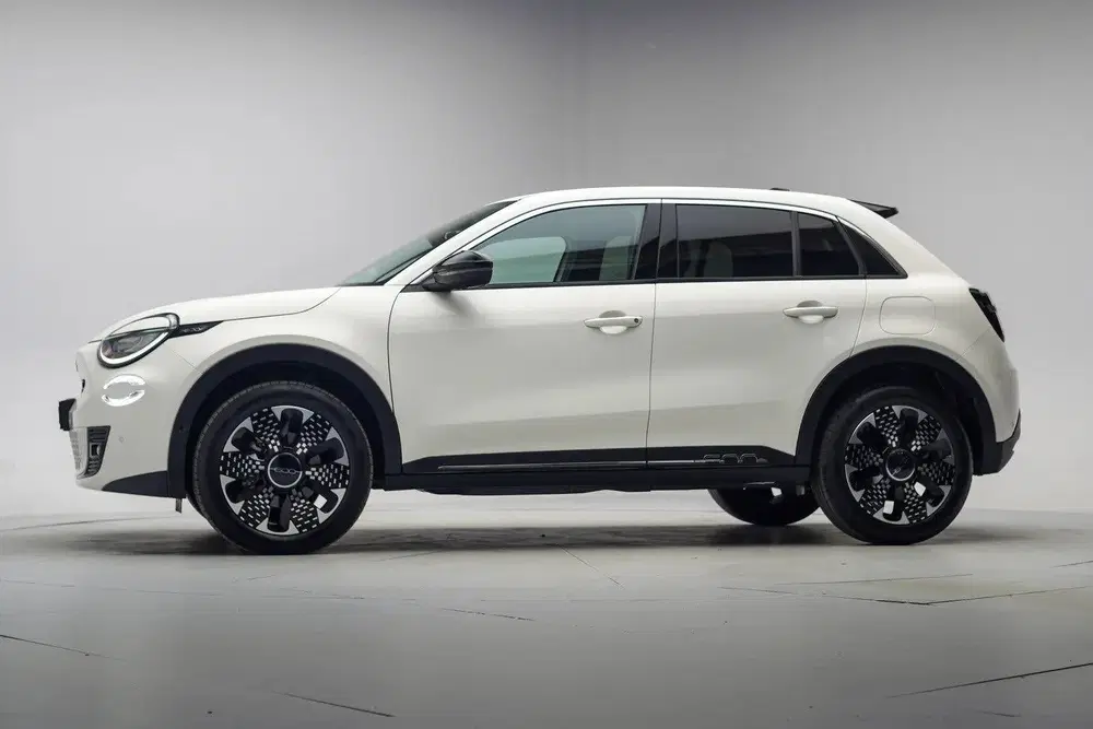 Fiat 600 1.2 Hybrid La Prima [ Clima Navi Apple uit 2025, foto 2