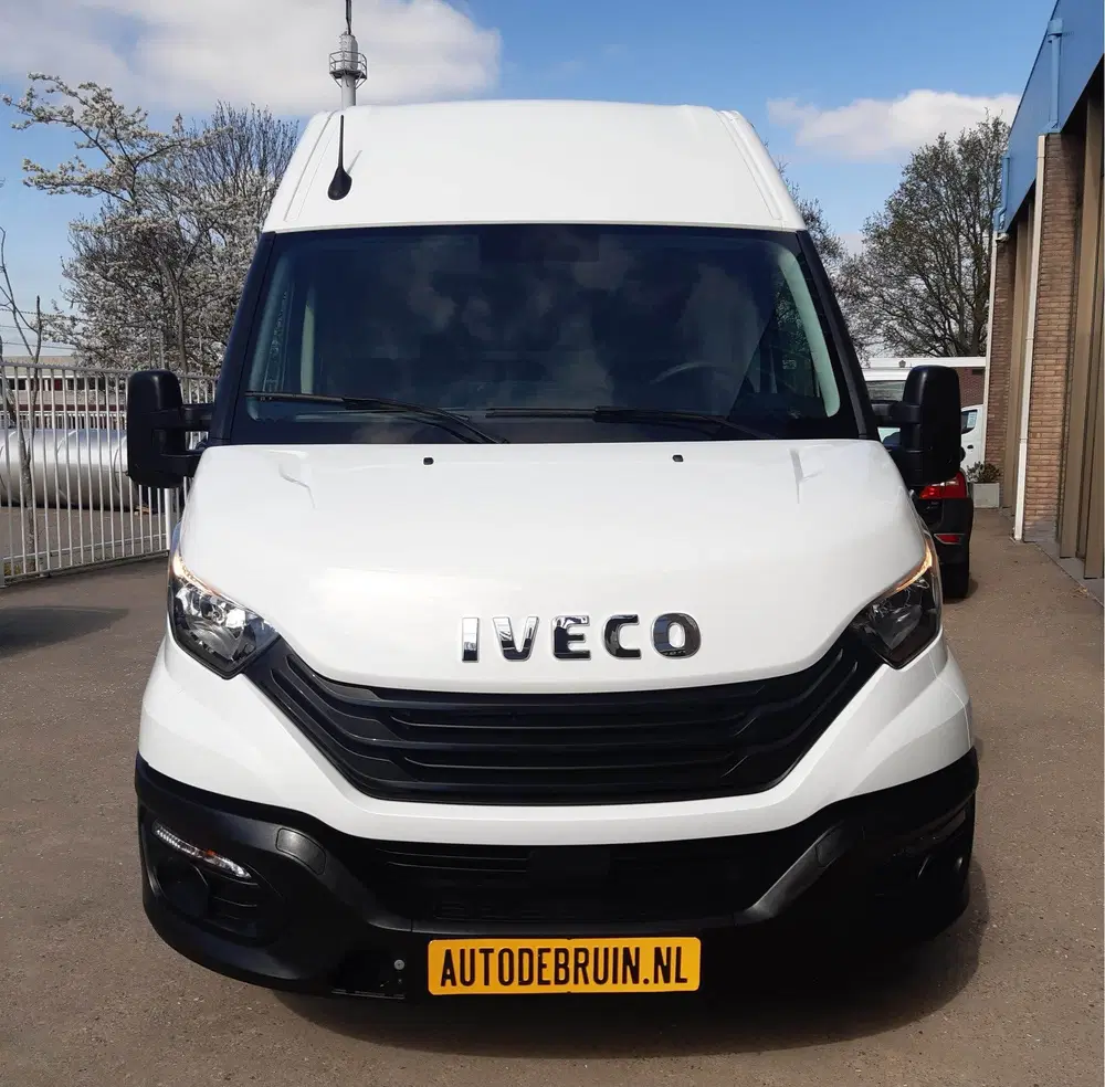 Iveco Daily 35S16V L2H2 156Pk Airco Cruise control 142 uit 2022, foto 2