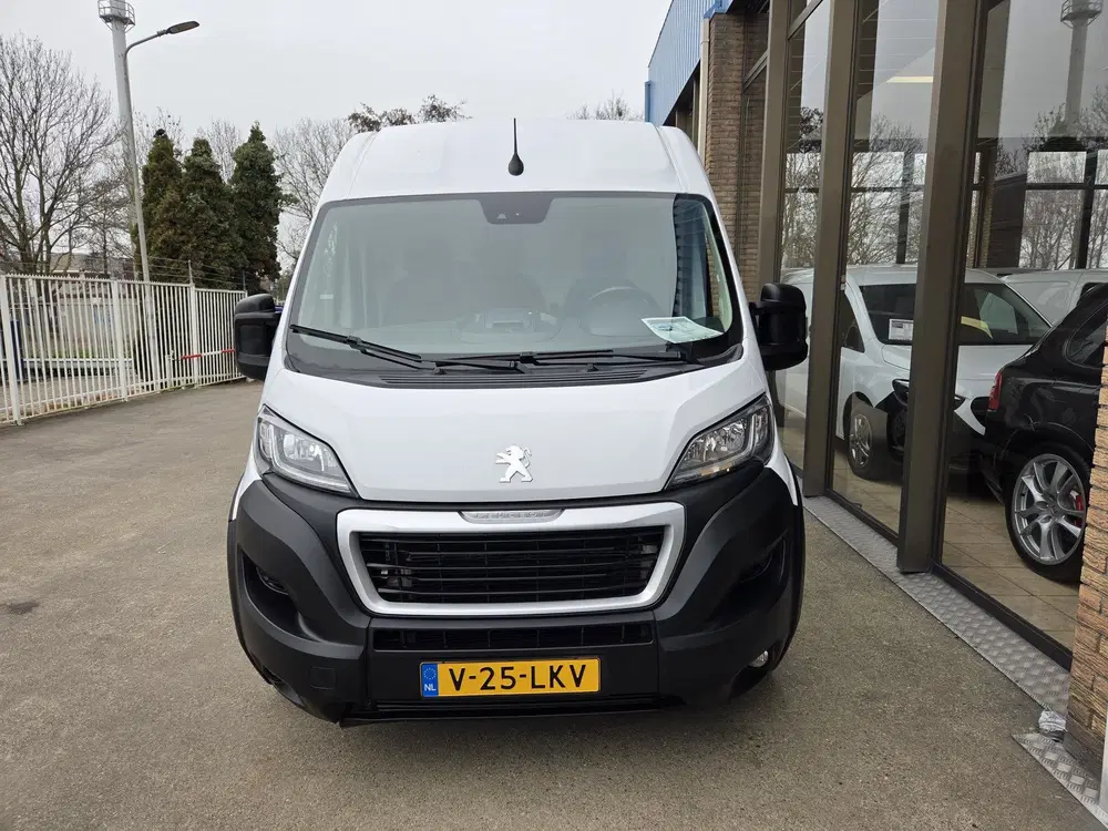 Peugeot Boxer 2.2 BlueHDI 140Pk L4H2 Airco Navi PDC Crui uit 2022, foto 9