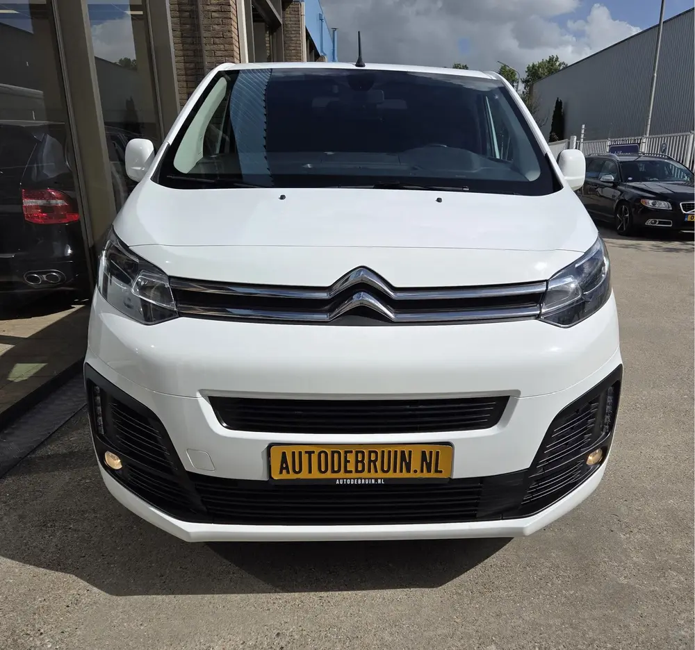 Peugeot Expert uit 2021, foto 2
