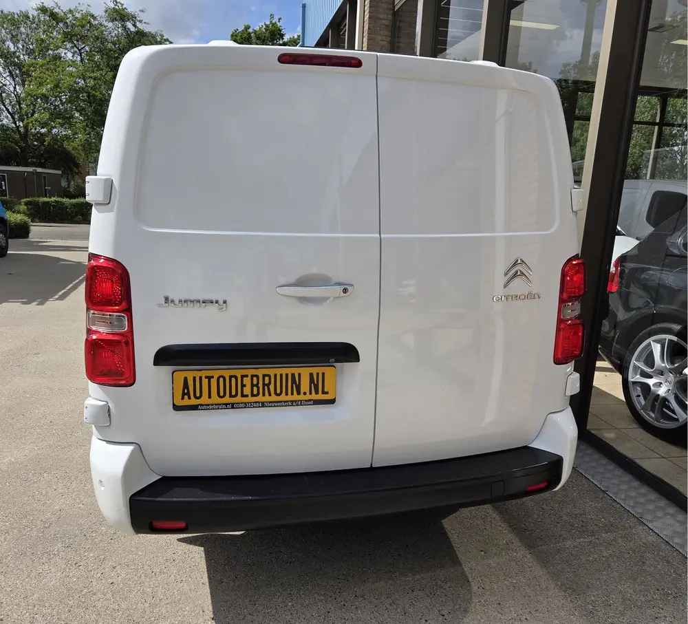 Peugeot Expert uit 2021, foto 5