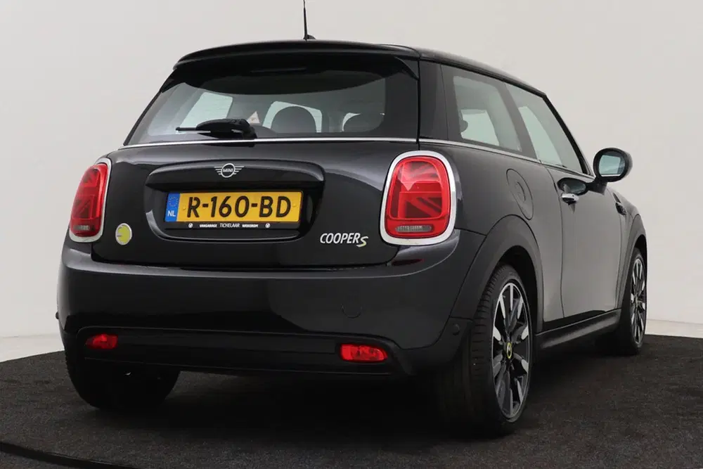 Mini Electric MINI Yours 33 kWh uit 2022, foto 12