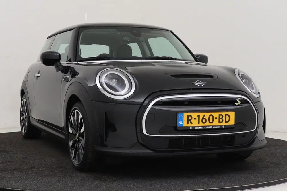 Mini Electric MINI Yours 33 kWh uit 2022, foto 15