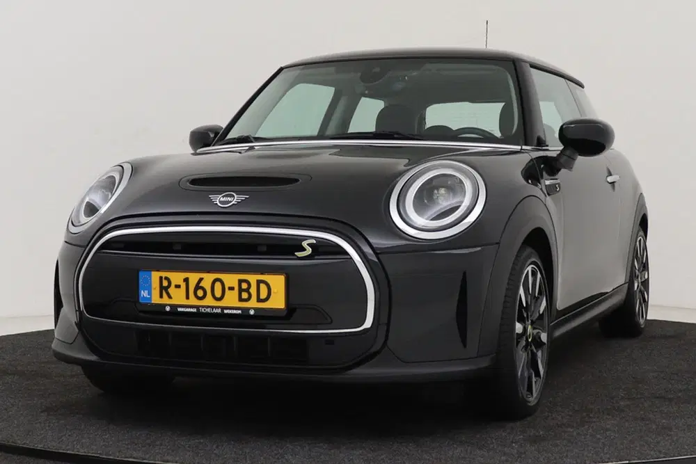 Mini Electric MINI Yours 33 kWh uit 2022, foto 16