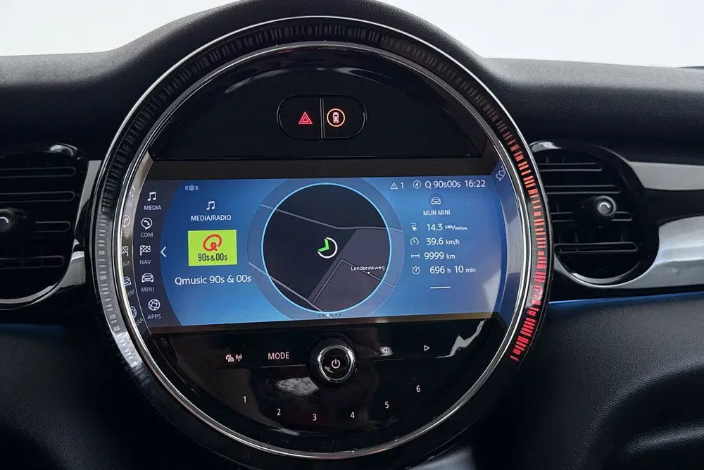 Mini Electric MINI Yours 33 kWh uit 2022, foto 18