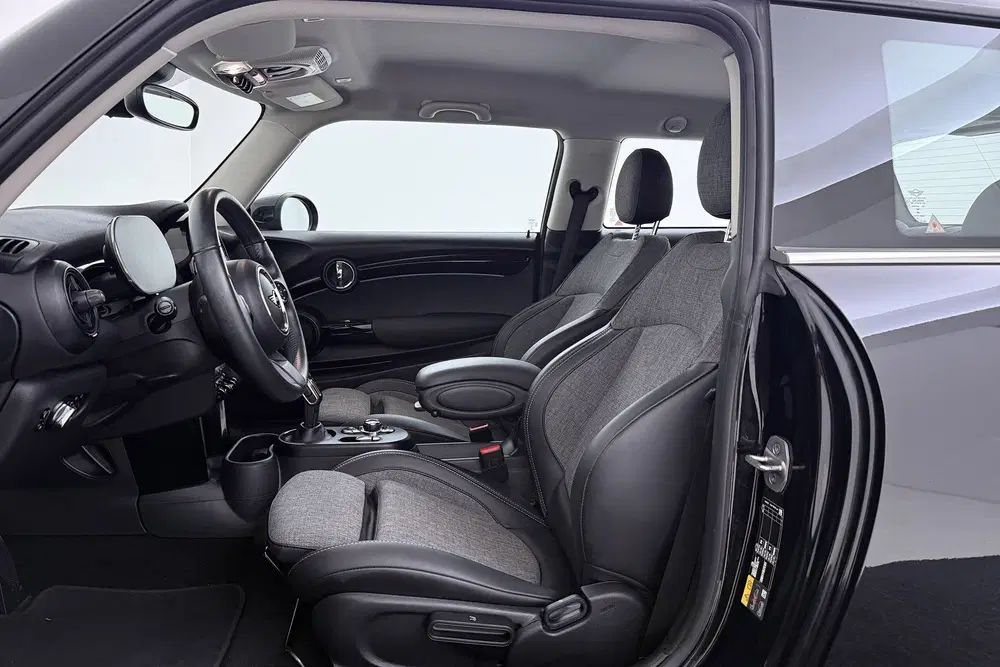 Mini Electric MINI Yours 33 kWh uit 2022, foto 3