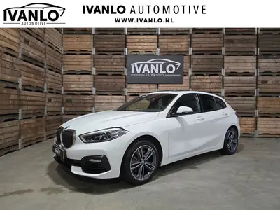 BMW 1-Serie 118i High Executive Sport Line Pano LED VCP PDC uit 2020
