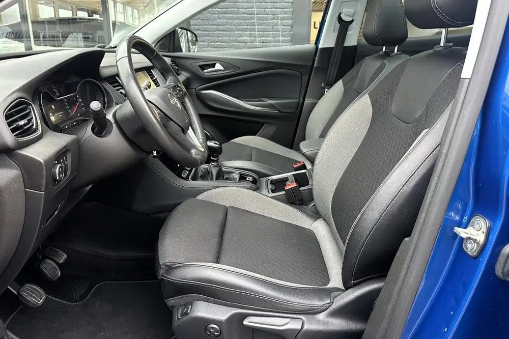Opel Grandland X 1.2 Turbo Innovation uit 2020, foto 12