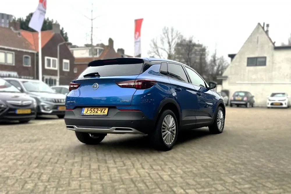 Opel Grandland X 1.2 Turbo Innovation uit 2020, foto 2