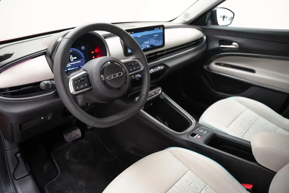 Fiat 600e La Prima 54 kWh [ Navi Camera Apple uit 2024, foto 19