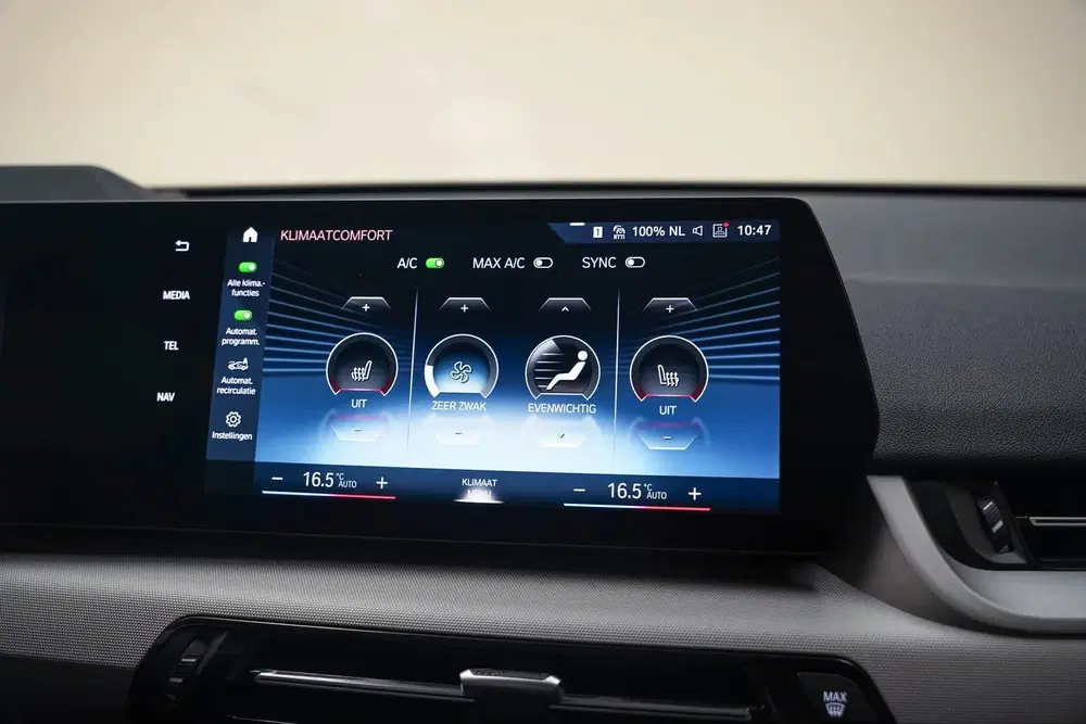 BMW iX1 xDrive30 67 kWh Executive Sport [ LED Navi uit 2023, foto 8