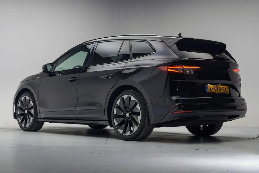 Skoda Enyaq 60 Sportline 3-Fase [ Trekhaak Navi Half-l uit 2021, foto 3
