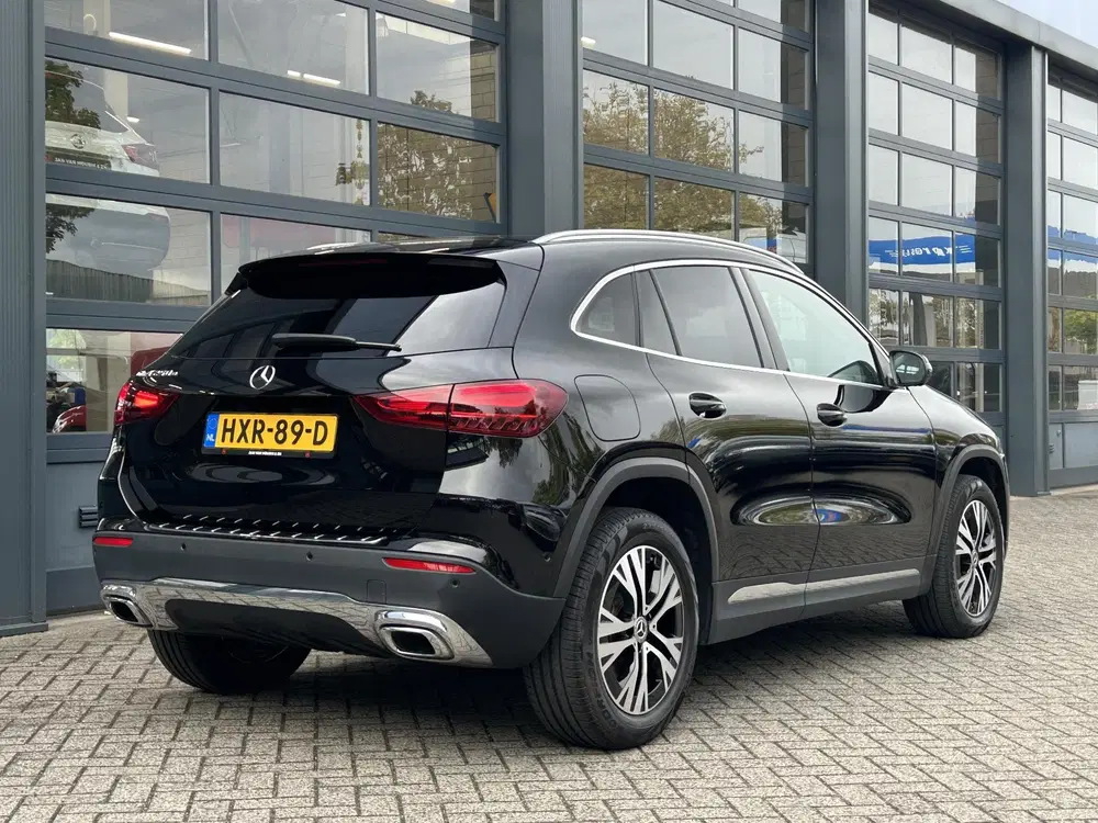 Mercedes-Benz GLA 250 e Progressive SOH 95% uit 2023, foto 10