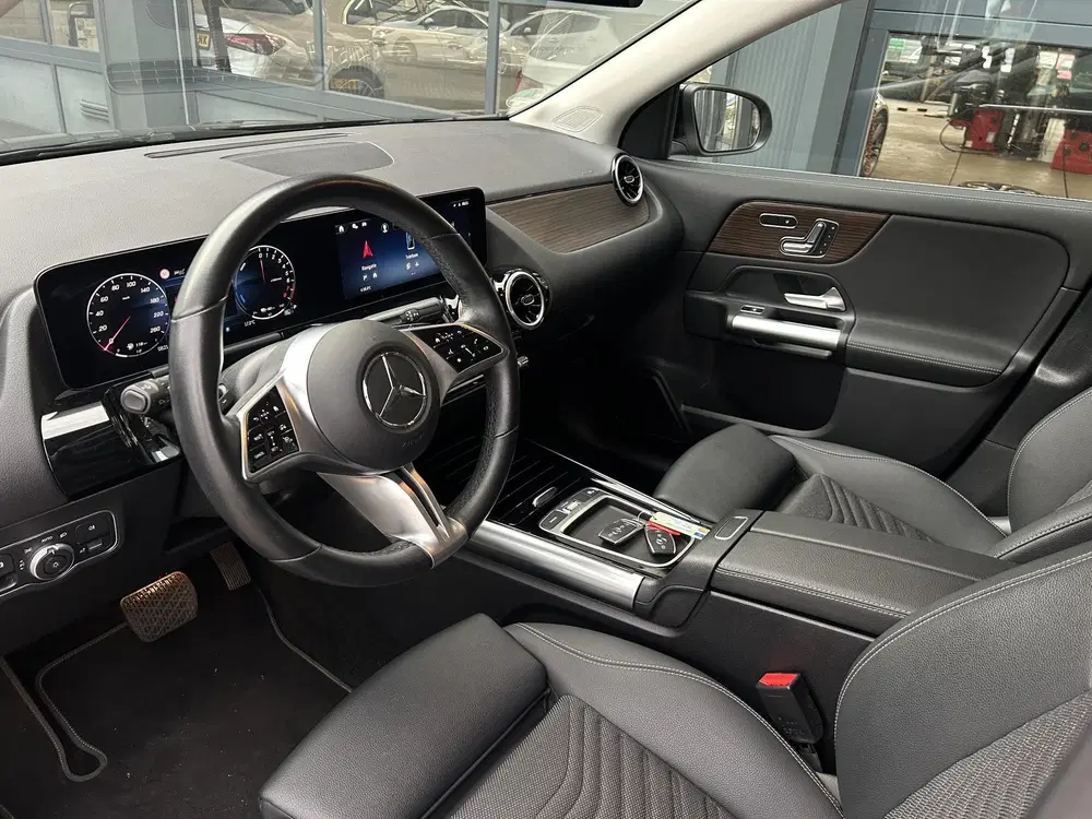 Mercedes-Benz GLA 250 e Progressive SOH 95% uit 2023, foto 3