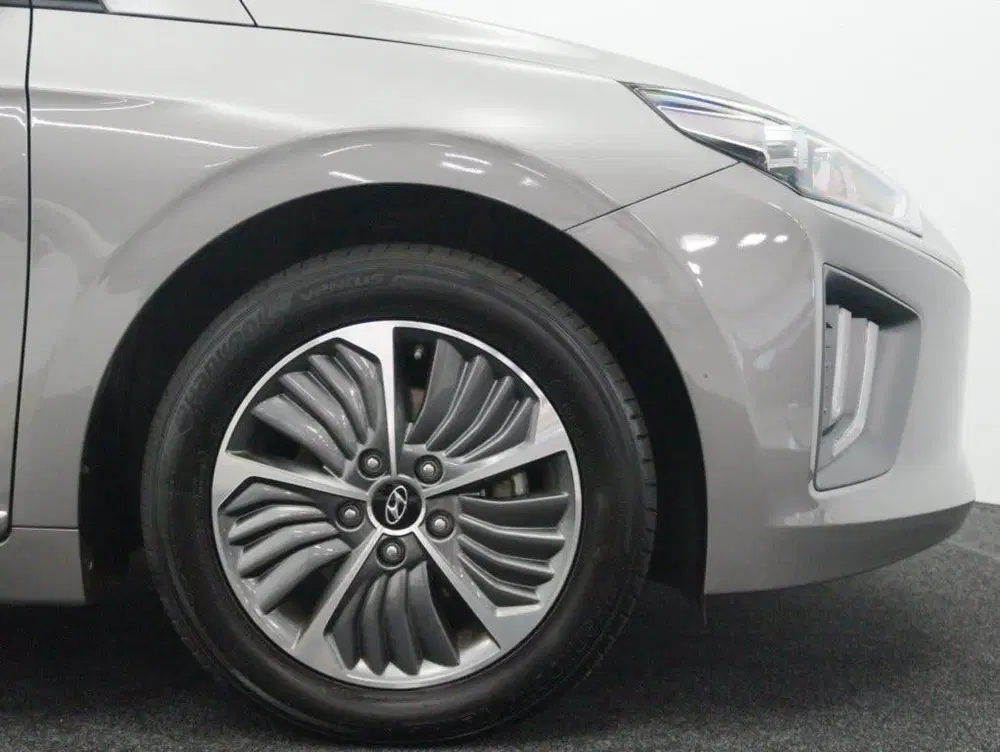Hyundai IONIQ 1.6 GDi PHEV Comfort uit 2022, foto 12