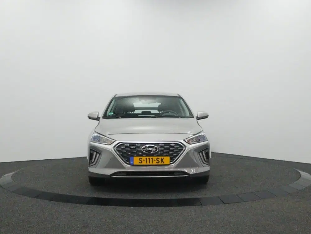 Hyundai IONIQ 1.6 GDi PHEV Comfort uit 2022, foto 14