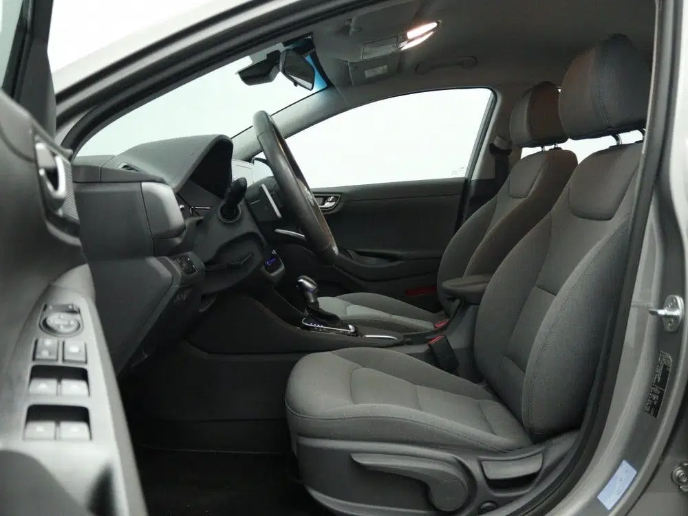 Hyundai IONIQ 1.6 GDi PHEV Comfort uit 2022, foto 15