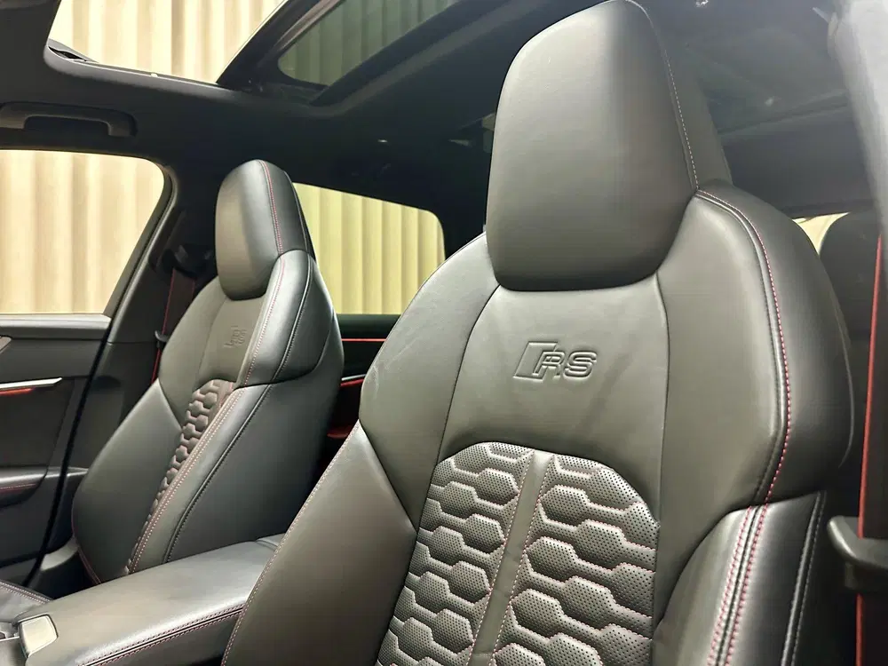 Audi RS6 uit 2020, foto 5