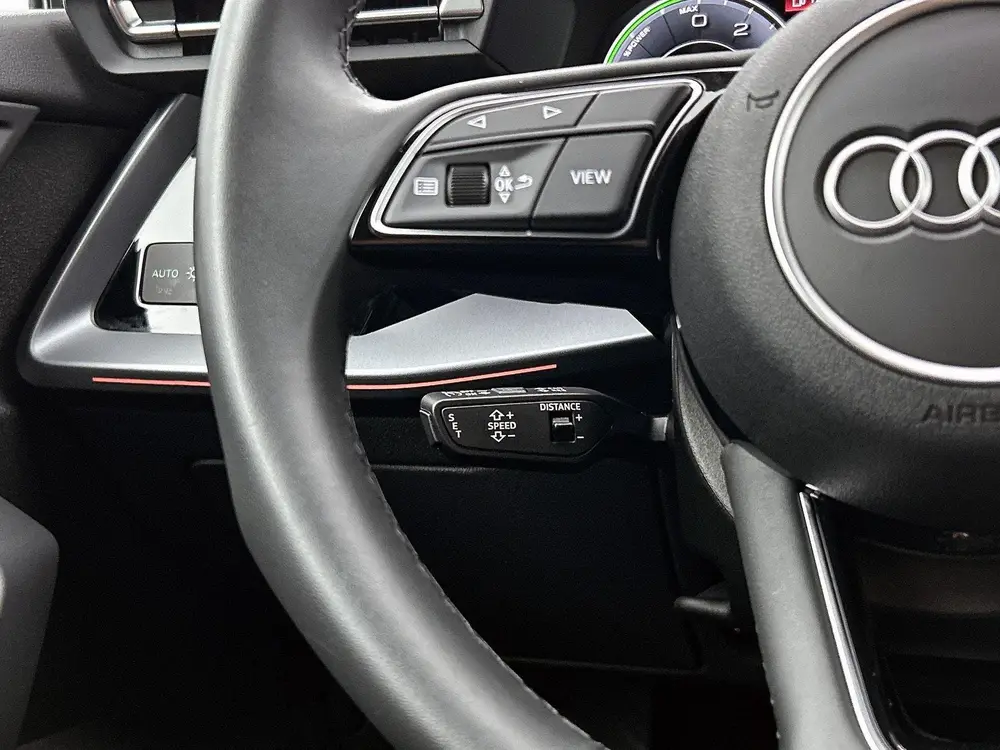 Audi A3 40 TFSI e S edition 204 PK l Adaptive crui uit 2025, foto 10