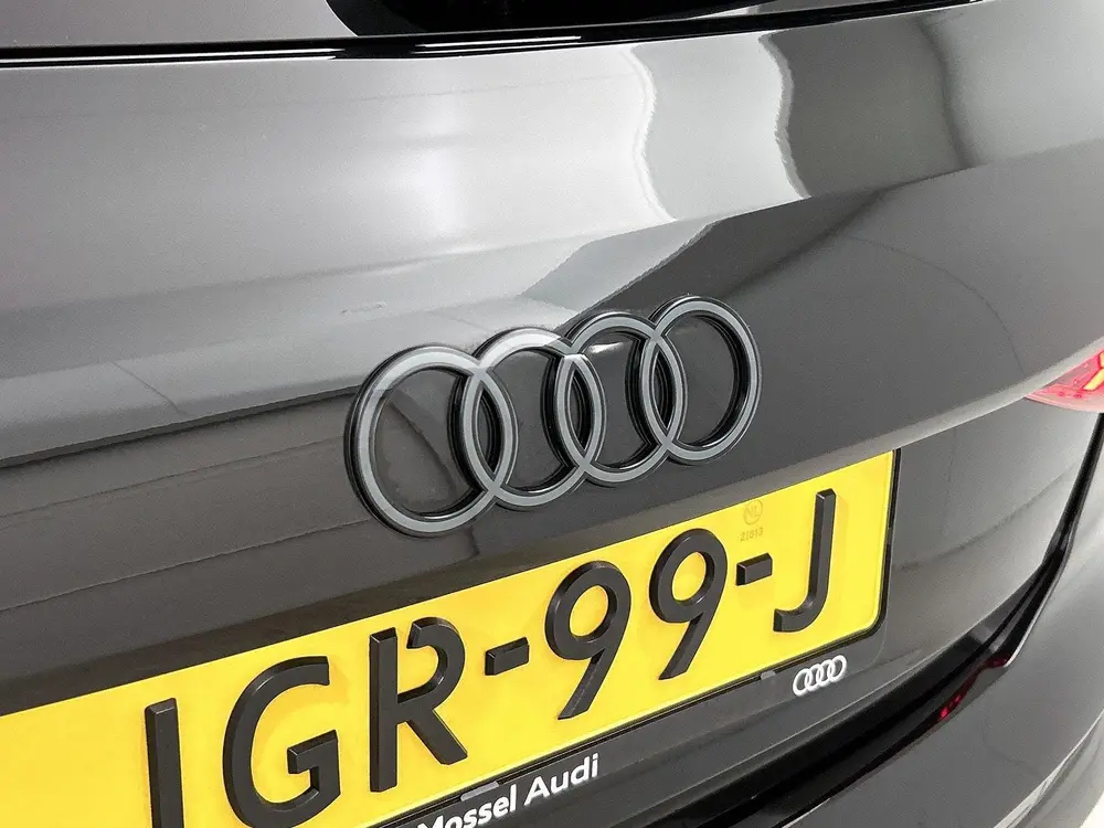 Audi A3 40 TFSI e S edition 204 PK l Adaptive crui uit 2025, foto 8