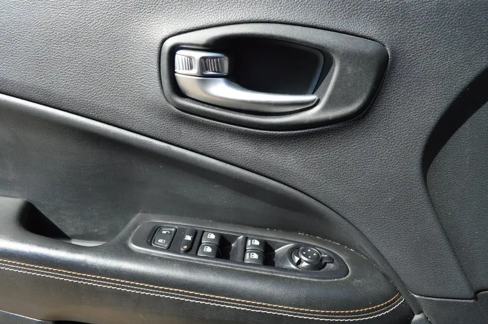Jeep Compass 1.6 M.Jet Longitude, Pdc, Klimaatregeling uit 2019, foto 12