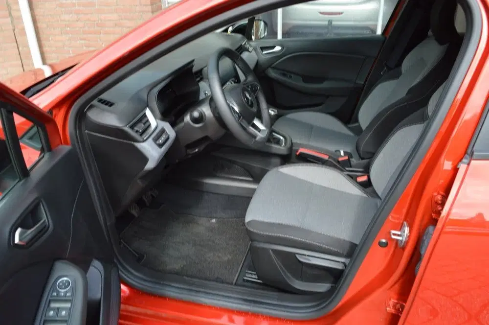 Mitsubishi Colt 1.0T MT Intense+ uit 2024, foto 19