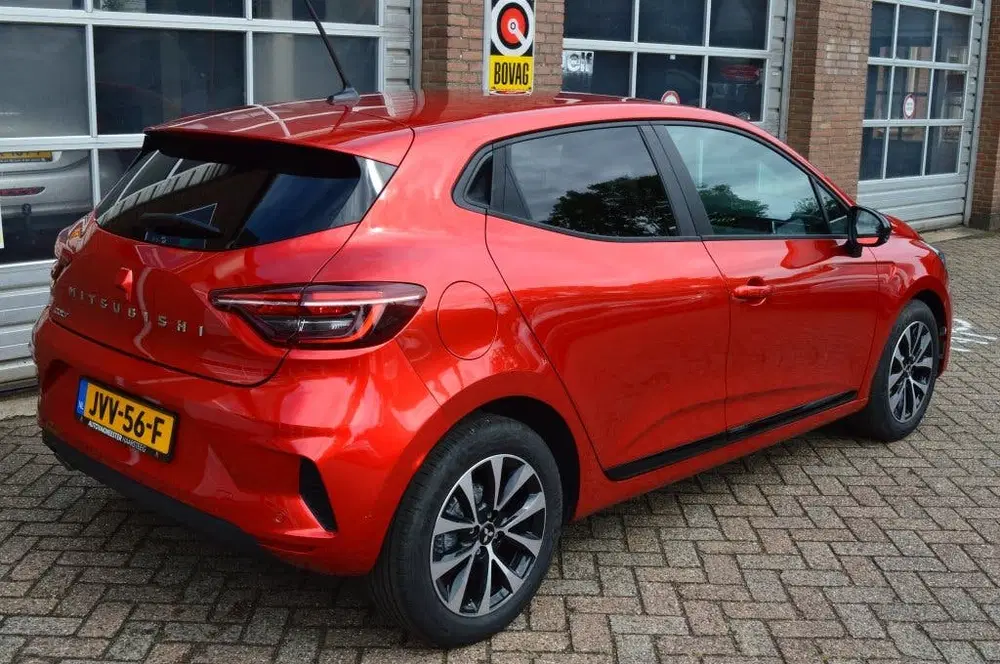 Mitsubishi Colt 1.0T MT Intense+ uit 2024, foto 6