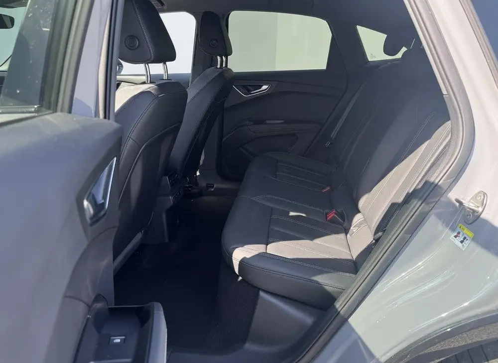 Audi Q4 e-tron 35 EDITION 55 kWh 170PK LEDER uit 2023, foto 10
