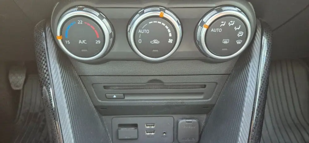 Mazda 2 1.5 Skyactiv-G GT-M/ECC/stoelverw.cruise control/nav uit 2019, foto 15