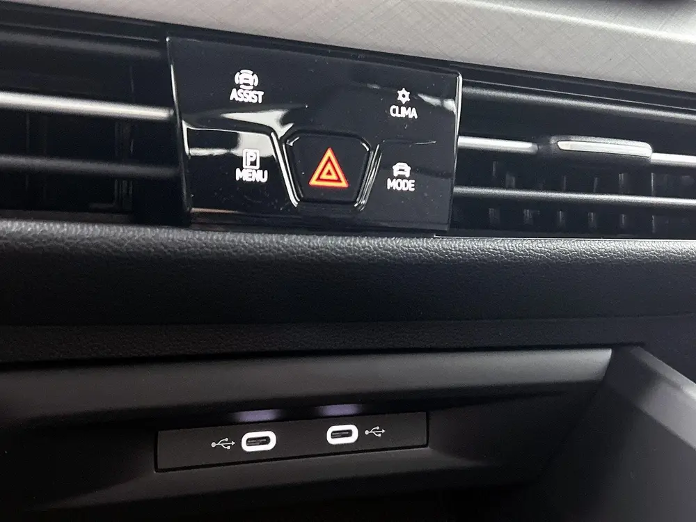 Volkswagen Golf 1.5 eHybrid Life Edition | Demo | 204 PK | P uit 2025, foto 11