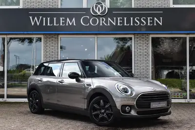 Mini Clubman 1.5 Cooper Aut Business Edition LED Apple uit 2020