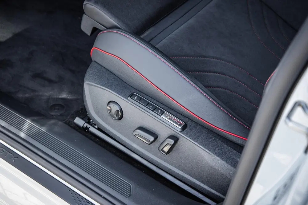 Volkswagen ID.4 GTX 340pk Limited Edition 4MOTION 77 kWh | W uit 2026, foto 19