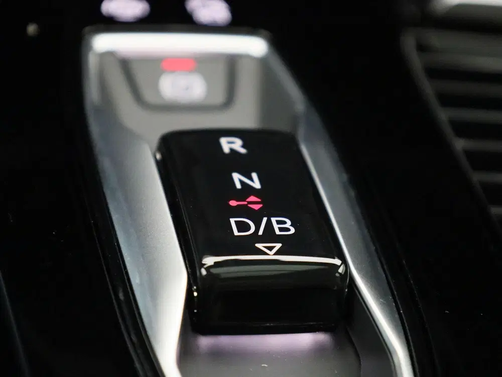 Audi Q6 e-tron edition performance 100 kWh 306 PK uit 2026, foto 19