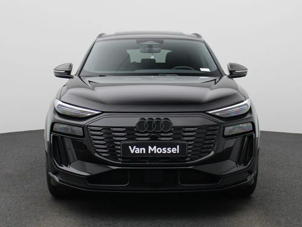 Audi Q6 e-tron edition performance 100 kWh 306 PK uit 2026, foto 3