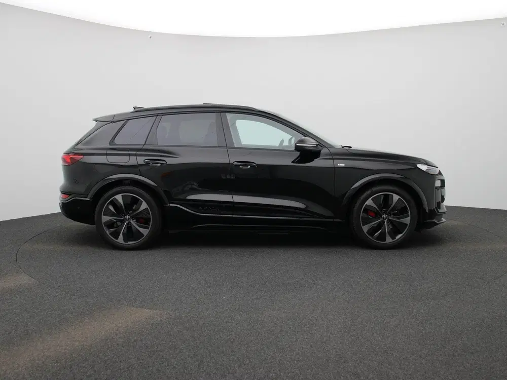 Audi Q6 e-tron edition performance 100 kWh 306 PK uit 2026, foto 6