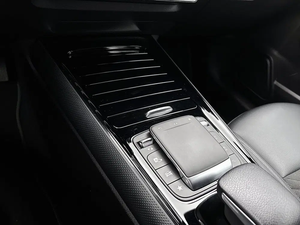 Mercedes-Benz GLA 250 e Plug-In Hybride uit 2023, foto 10