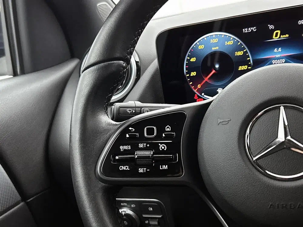 Mercedes-Benz GLA 250 e Plug-In Hybride uit 2023, foto 14