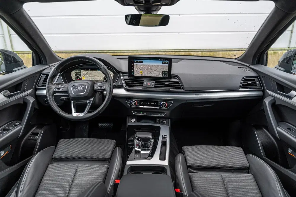 Audi Q5 55 TFSIe 367pk PHEV Quattro Competition uit 2022, foto 5