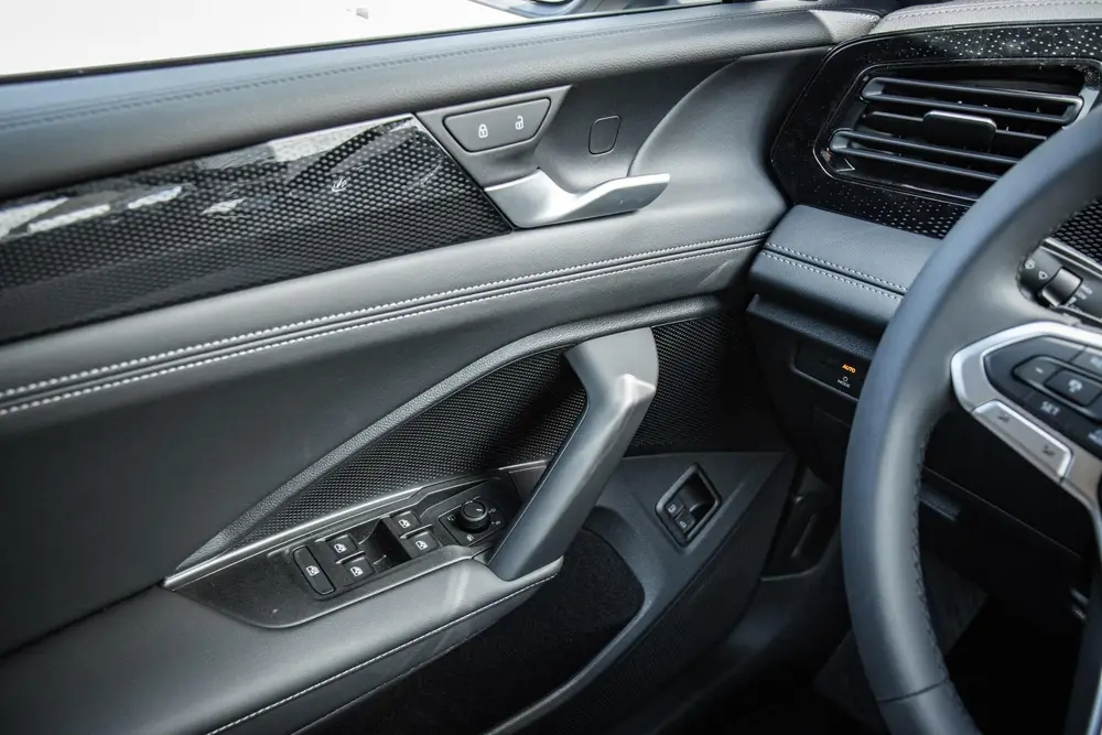 Volkswagen Tiguan 1.5 eHybrid 204pk Limited Edition | Trekha uit 2026, foto 19