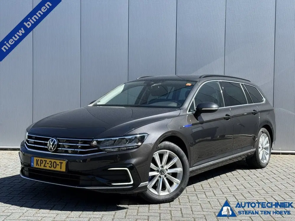 Volkswagen Passat Variant 1.4 TSI PHEV GTE Business Carplay uit 2021