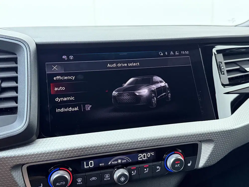 Audi A1 40 TFSI S line uit 2025, foto 19