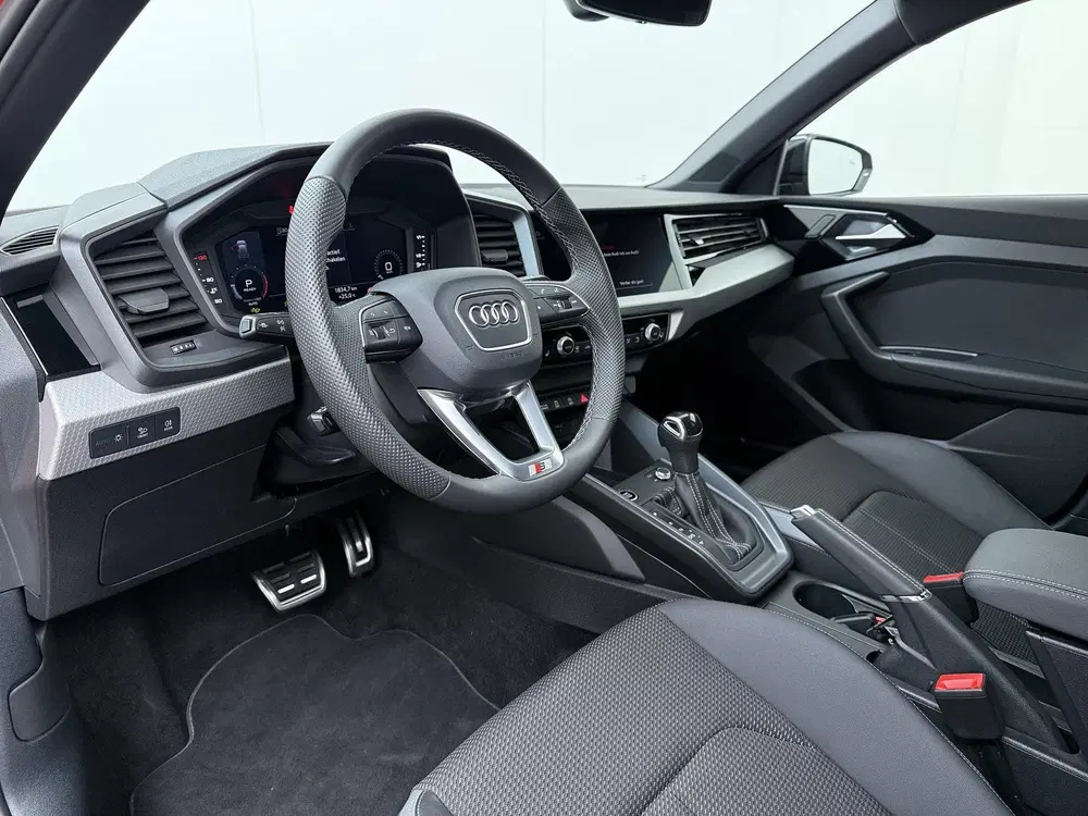 Audi A1 40 TFSI S line uit 2025, foto 6
