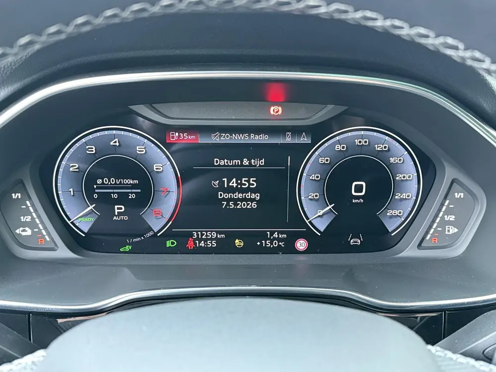 Audi Q3 45 TFSI e S edition uit 2024, foto 10