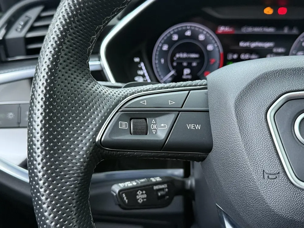 Audi Q3 45 TFSI e S edition uit 2024, foto 7