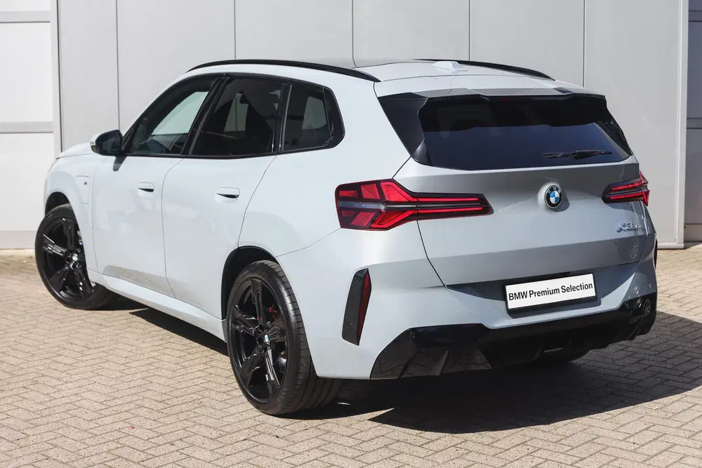 BMW X3 30e xDrive M Sport Automaat uit 2025, foto 2