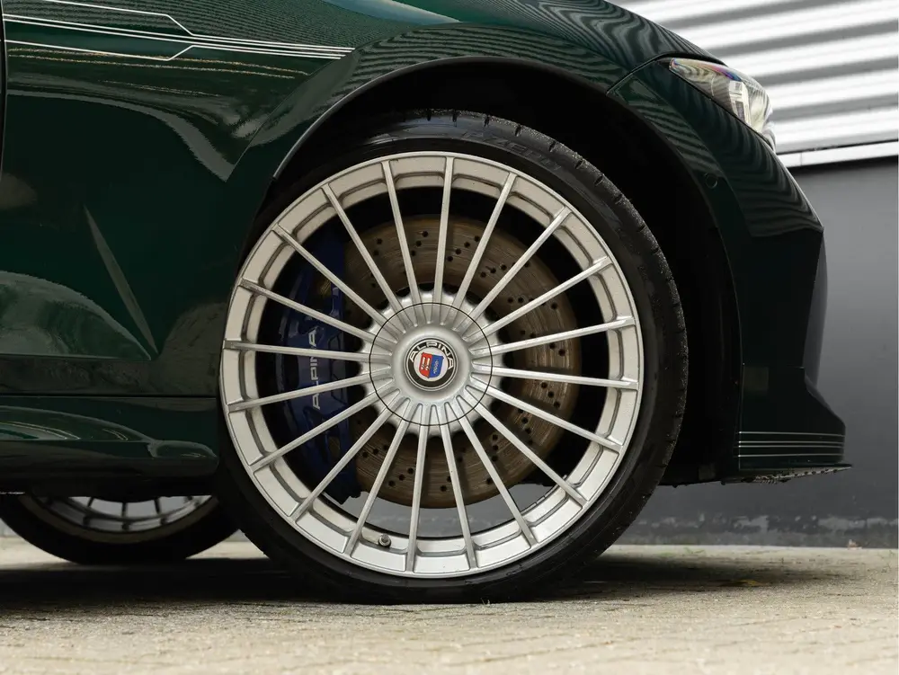 BMW B3 Touring Pano - Dashboard Leder - M-Zetels - Stan uit 2023, foto 18