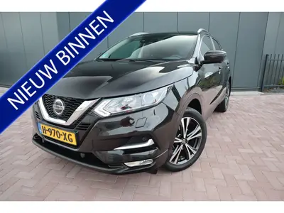 Nissan Qashqai 1.3 DIG-T N-Connecta Panoramadak Stoelverwarm uit 2019