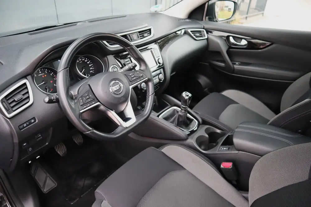 Nissan Qashqai 1.3 DIG-T N-Connecta Panoramadak Stoelverwarm uit 2019, foto 8